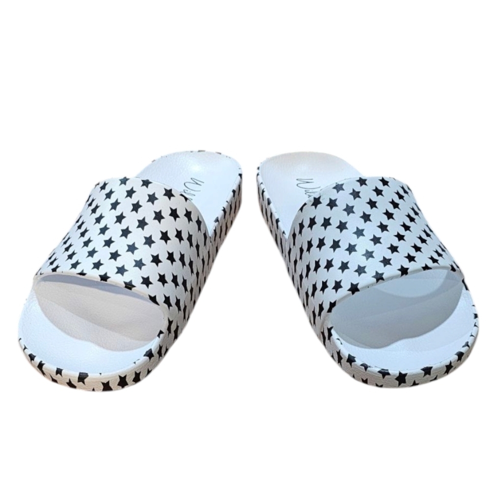 Wild Pair - NEW White Star Pattern Open Toe Pool Slides - Picture 2 of 6